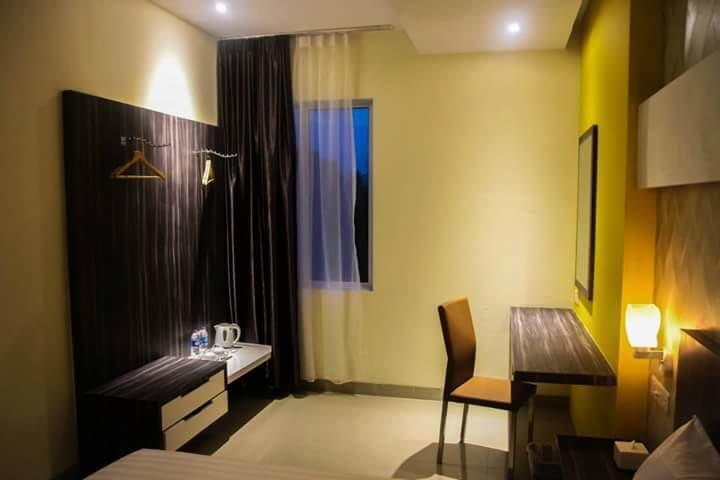 Kaliban Hotel Batam Экстерьер фото